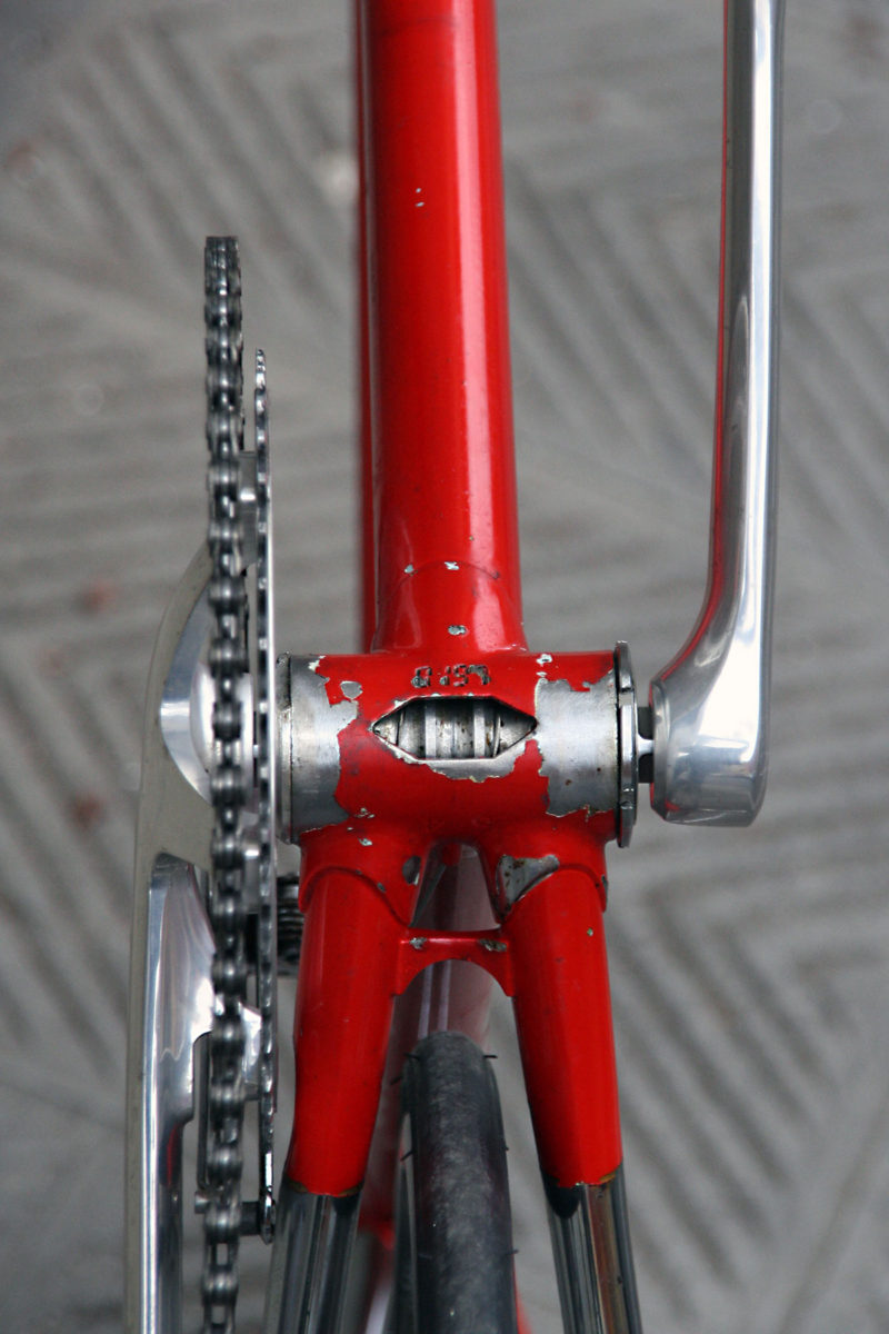 12_chesini_innovation_campagnolo_record_delta_arena_x1